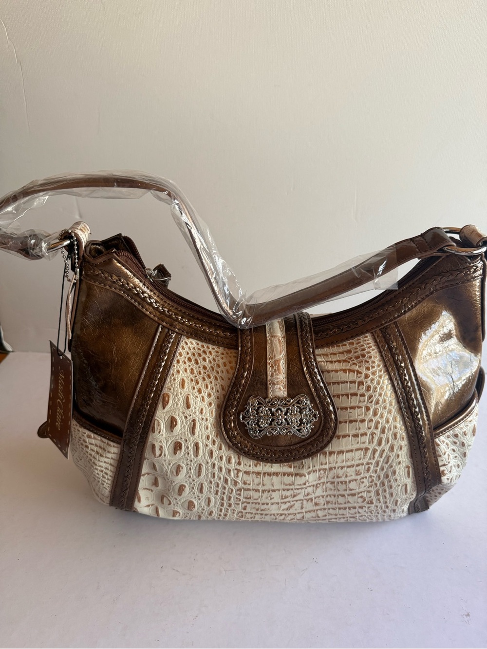 🐊 Madi Claire Leather Croc Shoulder Bag 🐊